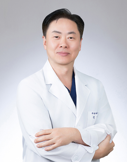 김민석교수 사진